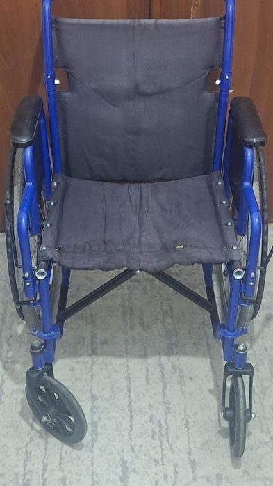 Инвалидная коляска