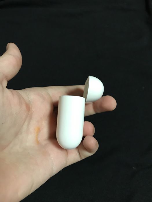 Airpods 1 поколения