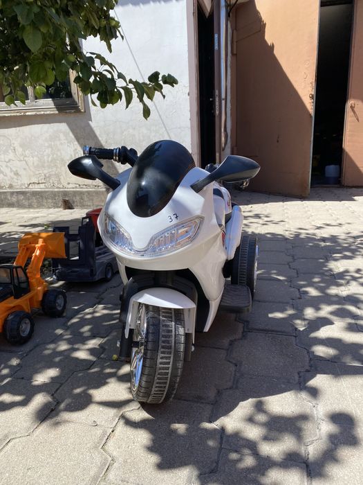 Детский электромотоцикл, электромобиль