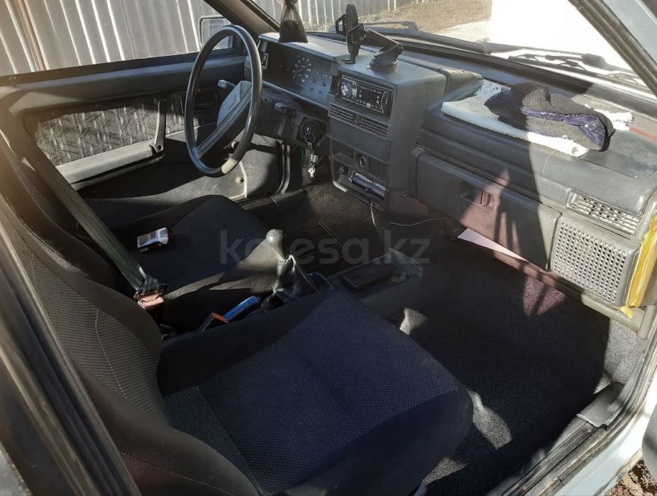 Продам на ходу Ваз 21099