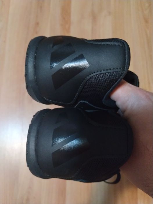 Adidas Predator ,originali,mărime 42 cu 26.5 cm!