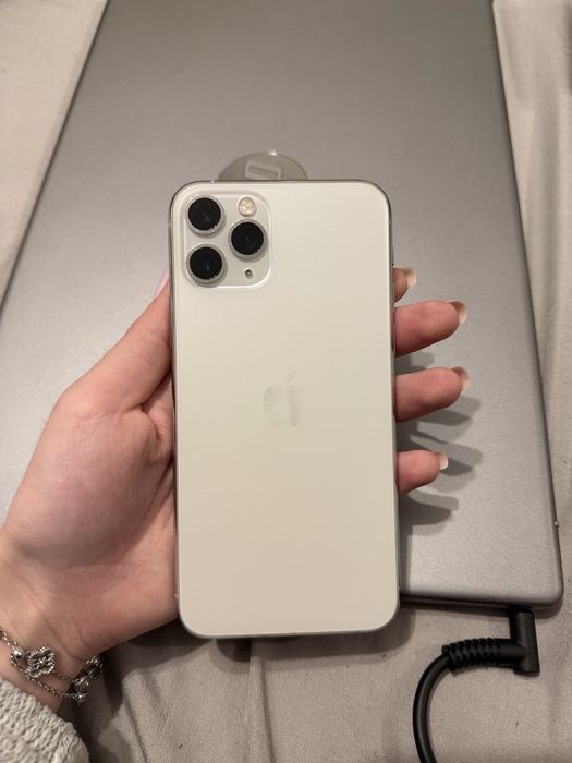 IPhone 11 Pro - без видими следи от употреба