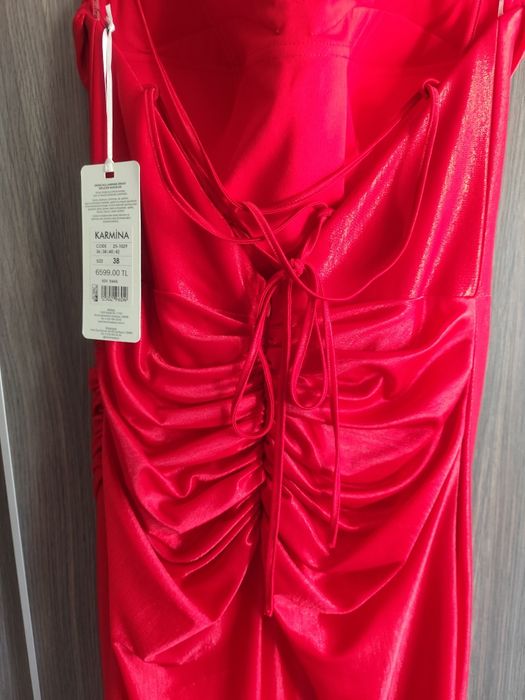 Нова официална бална рокля