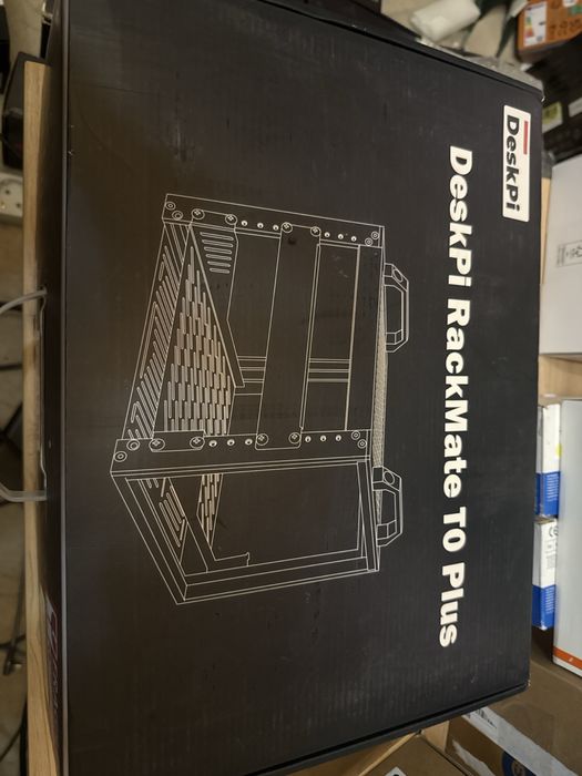 DeskPi RackMate T0 Plus 10 Inch 4U Mini Server Rack Cabinet Homelab NAS Ubiquiti MikroTik Proxmox Open Box