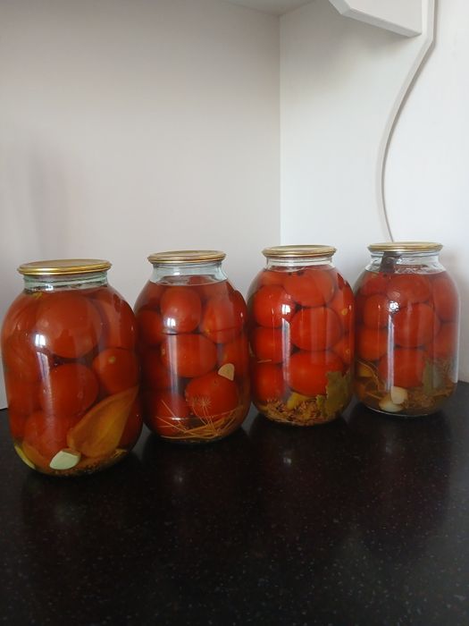 Солёный помидор 1000тг, домашний