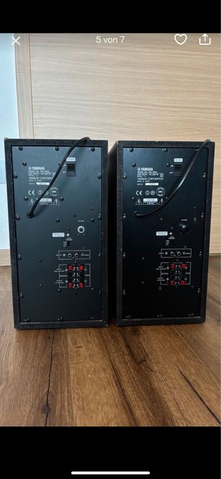 Vand sau schimb sunt functionale merge foarte bine se aude clar boxele