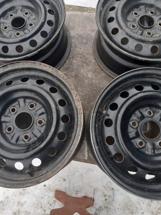 Диски на 15 Тайота