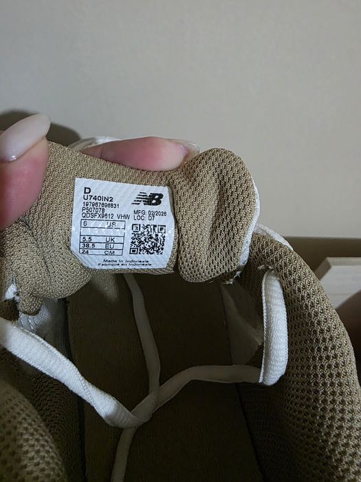 Маратонки New Balance 740