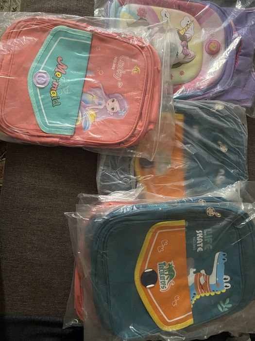 Рюкзаки в продаже цены разные!