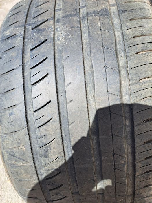 315/35/20.     275/40/20