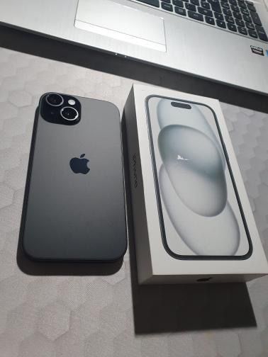 iPhone 15 256GB Negru – Baterie 100% – Cutie – Stare Excelentă