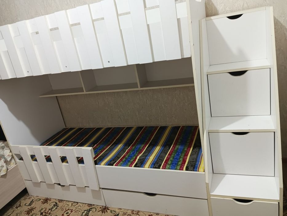 Продам детскую кровать