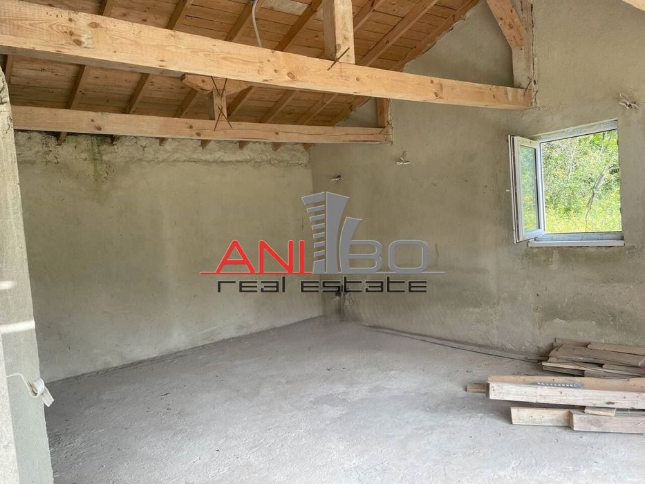 Къща в Варна, област-с.Изгрев площ 170 цена 145000