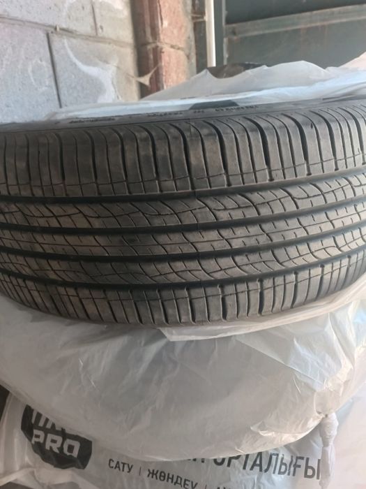 продам резину размеры 225/55/19
