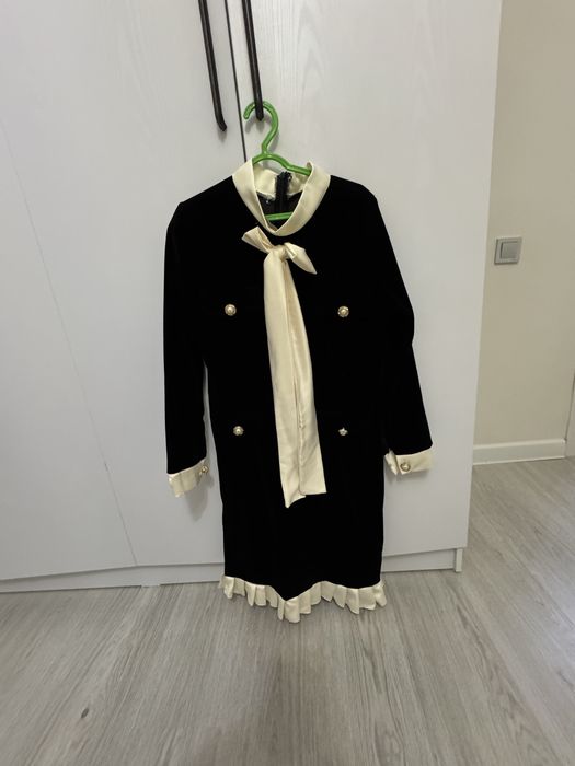 Продам платье класическое