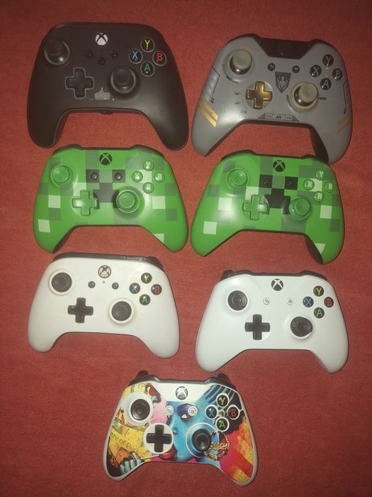 Xbox One S  + 7 controllere