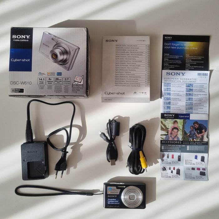 Компактен фотоапарат Sony Cyber shot w610