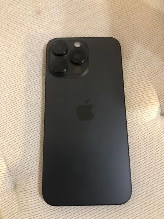 vand iphone 15 pro max