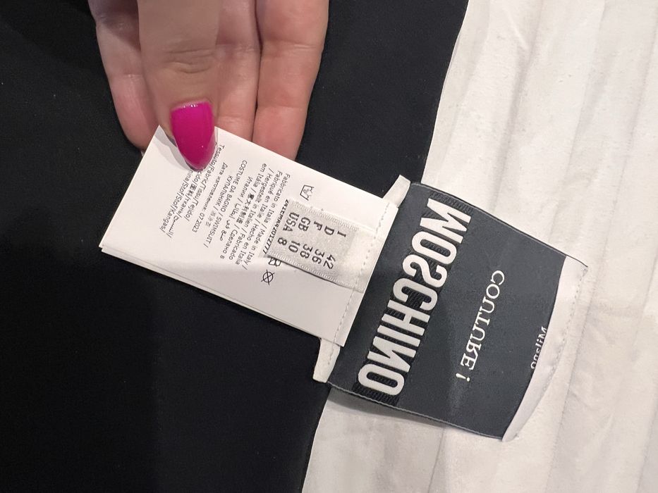 Чисто нов бански - Moschino