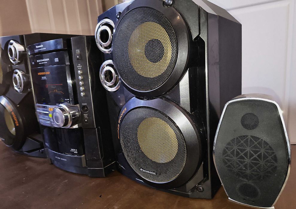 Колонки   Panasonic  Bluetooth Музыкальный центр,