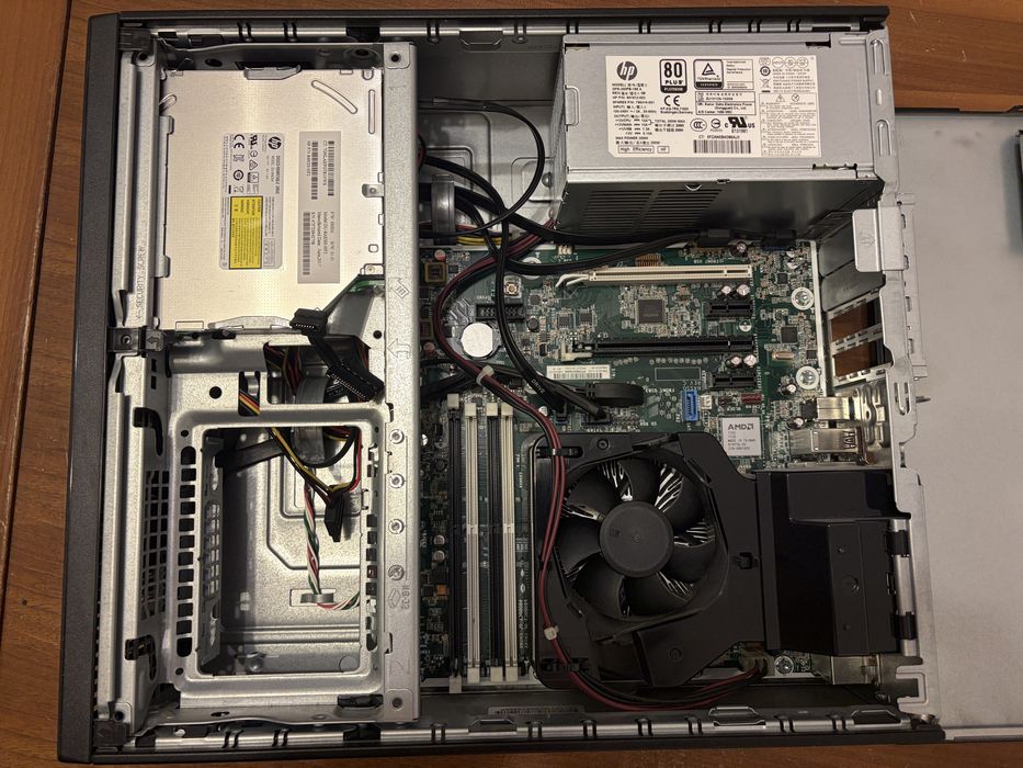 Calculator Hp 705 G3 cu Amd A8-9600, Licenta windows