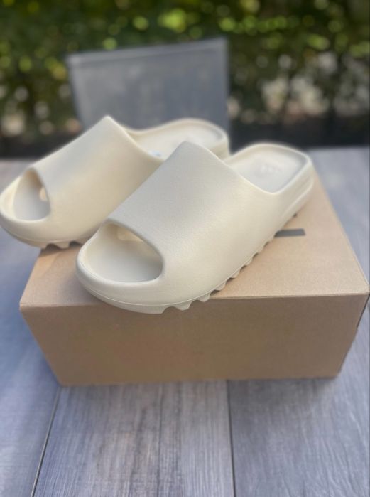 Adidas Yeezy Slide Bone – FZ5897 | Размери 40–46 | Нови
