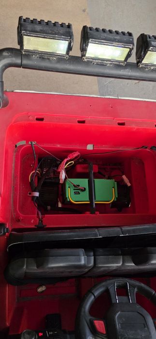 Акумулаторен Джип