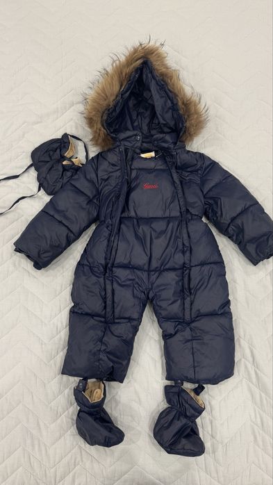 Продам детский зимний комбинезон
