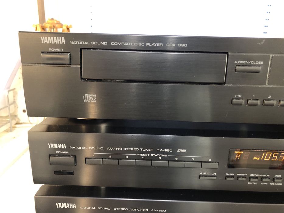 Yamaha Стерео  AX590