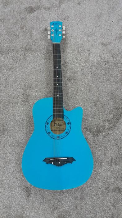 Гитара новая не использованная