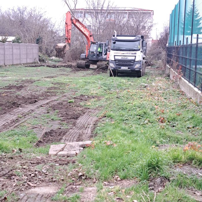 Închiriez miniexcavator, buldoexcavator, manitou, bascule 8x4, bobcat