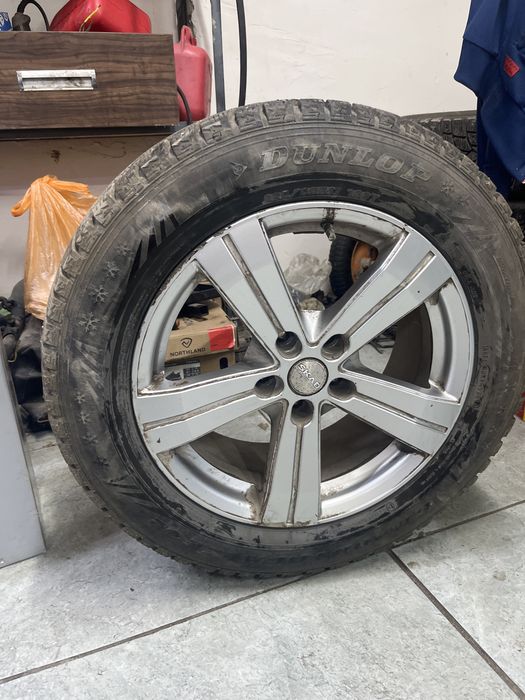 Продам зима с титановыми дисками R 17