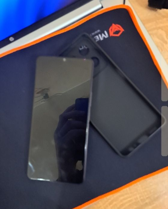 Продам телефон виво s 27 новый
