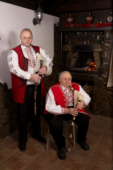 Гайдар за кръщене, рожден ден, бал, покана за бал, сватба,