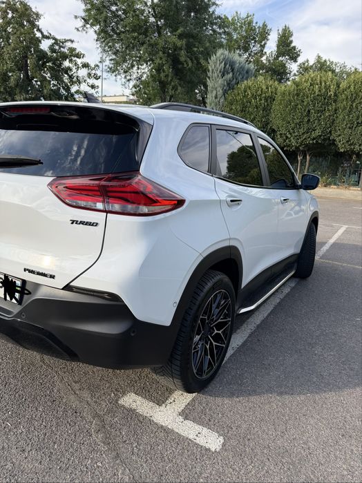 Chevrolet Tracker 2