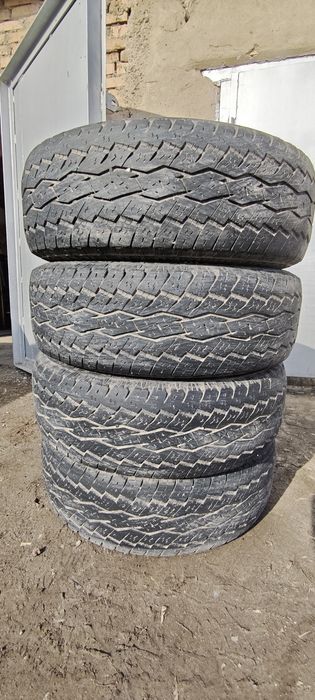 Комплект резины б/у