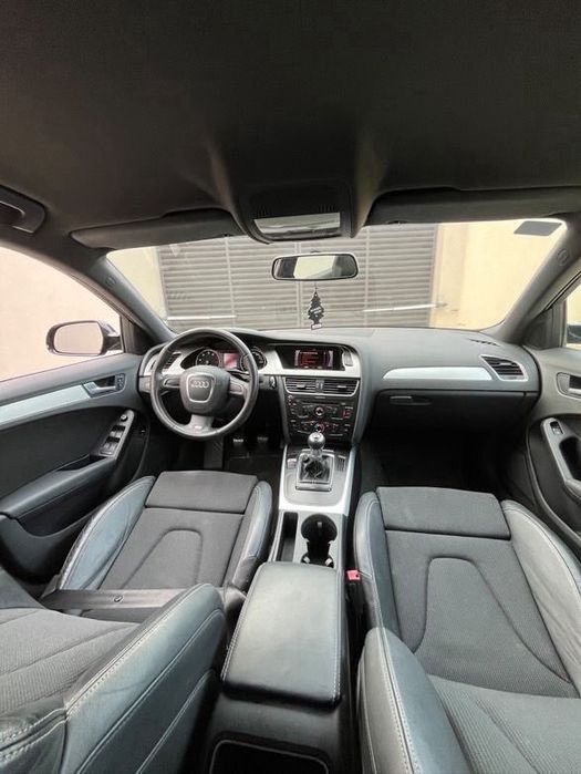 Audi A4 B8 S LINE Full Look • 1.8 TFSI • Manuală • Mașină Îngrijită