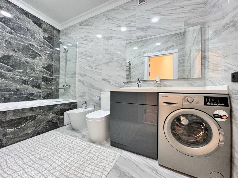 Ул, Чехова-Новостройка! Сдается новая 4-х комнатная квартира в центре!