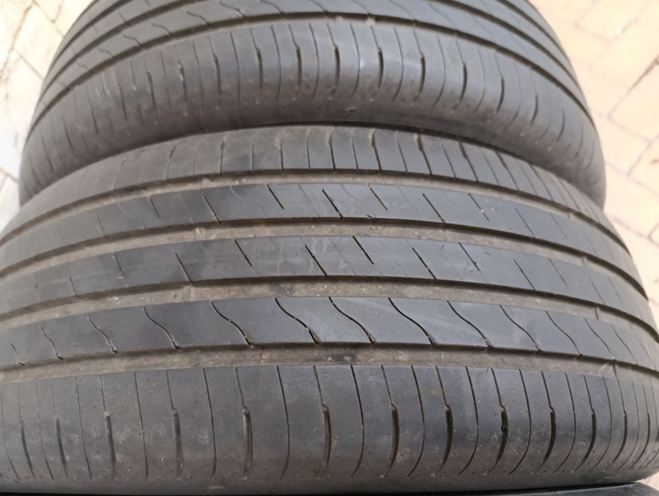 Летни гуми Good year 215/55/17 dot 2023