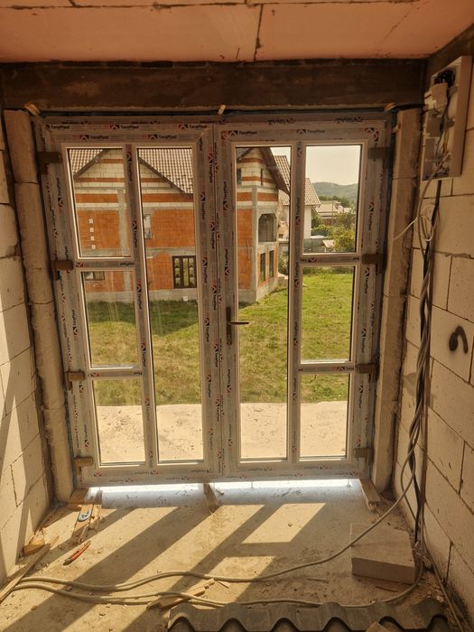 Producem termopane și montaj