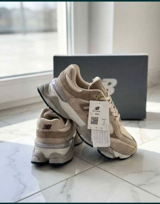 New Balance 9060 Crem