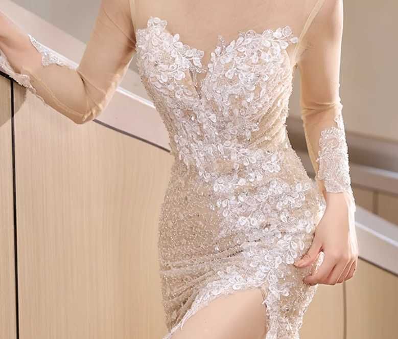 Дълга официална рокля