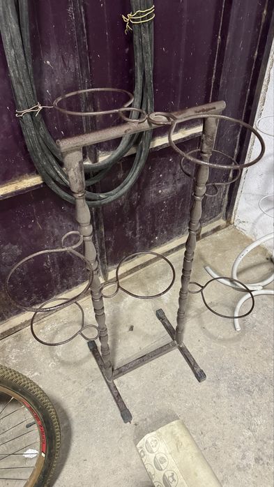 Подставка для цветов