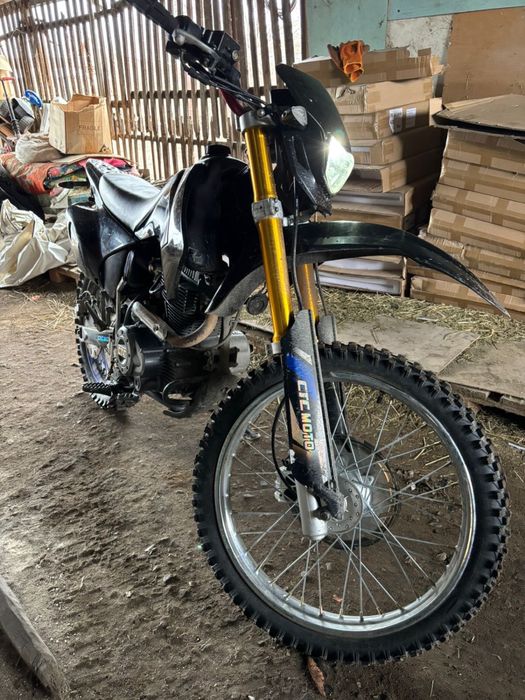 Мотоцикл эндуро!