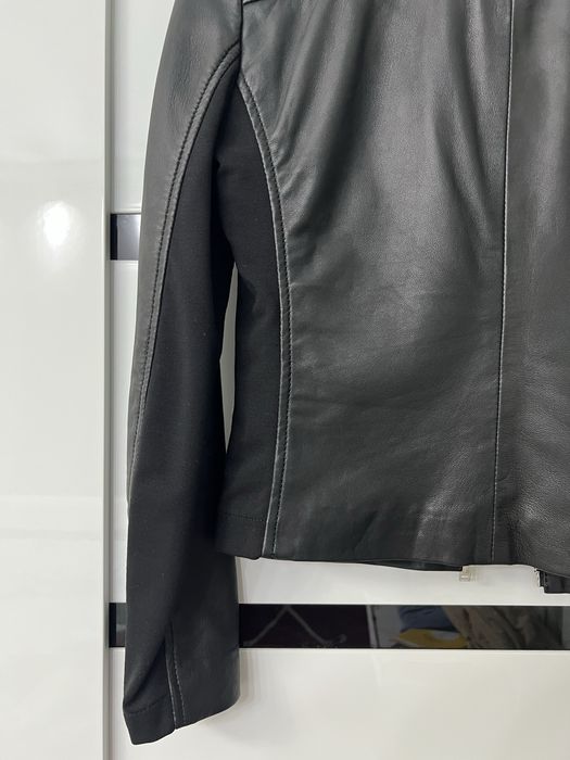 Кожаная куртка от Mango