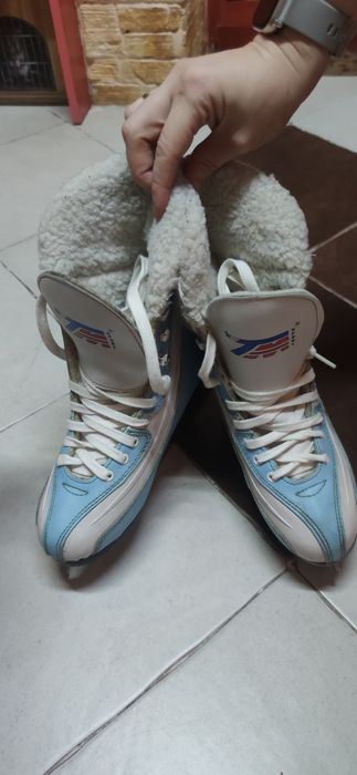 Коньки  фигурные