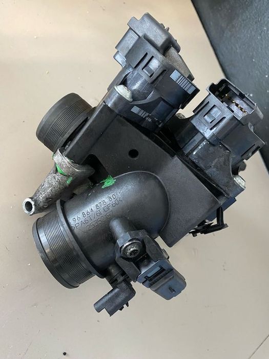 Clapeta acceleratie Volvo S40 V50 C30 25352157/9686487880/30677467
