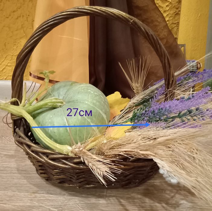 Тыквы , осенний декор , пшеница,