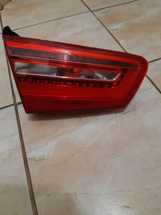 Stop sanga spate haion Audi A6 necesita reparatie .