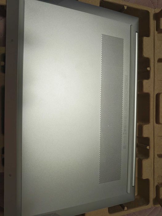 Лаптоп HP Pavilion 15-eg0005nu